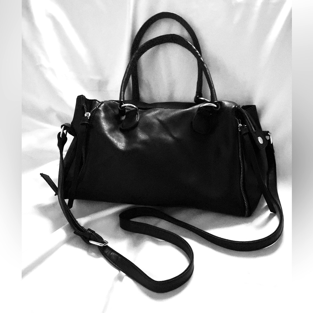 Forever 21 black, everyday duffel bag